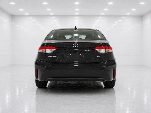 Used 2026 Toyota Corolla LE FWD image 4