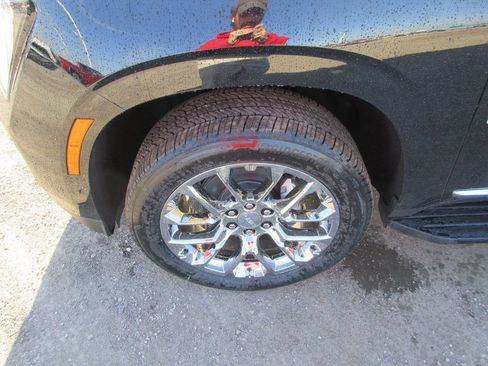 New 2026 GMC Yukon Elevation w/ Elevation Premium Package image 11