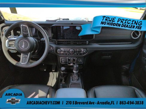 Used 2024 Jeep Wrangler Unlimited Sahara w/ Safety Group AWD/4WD image 13