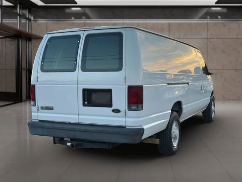 Used 2007 Ford E-350 and Econoline 350 Extended Super Duty image 3