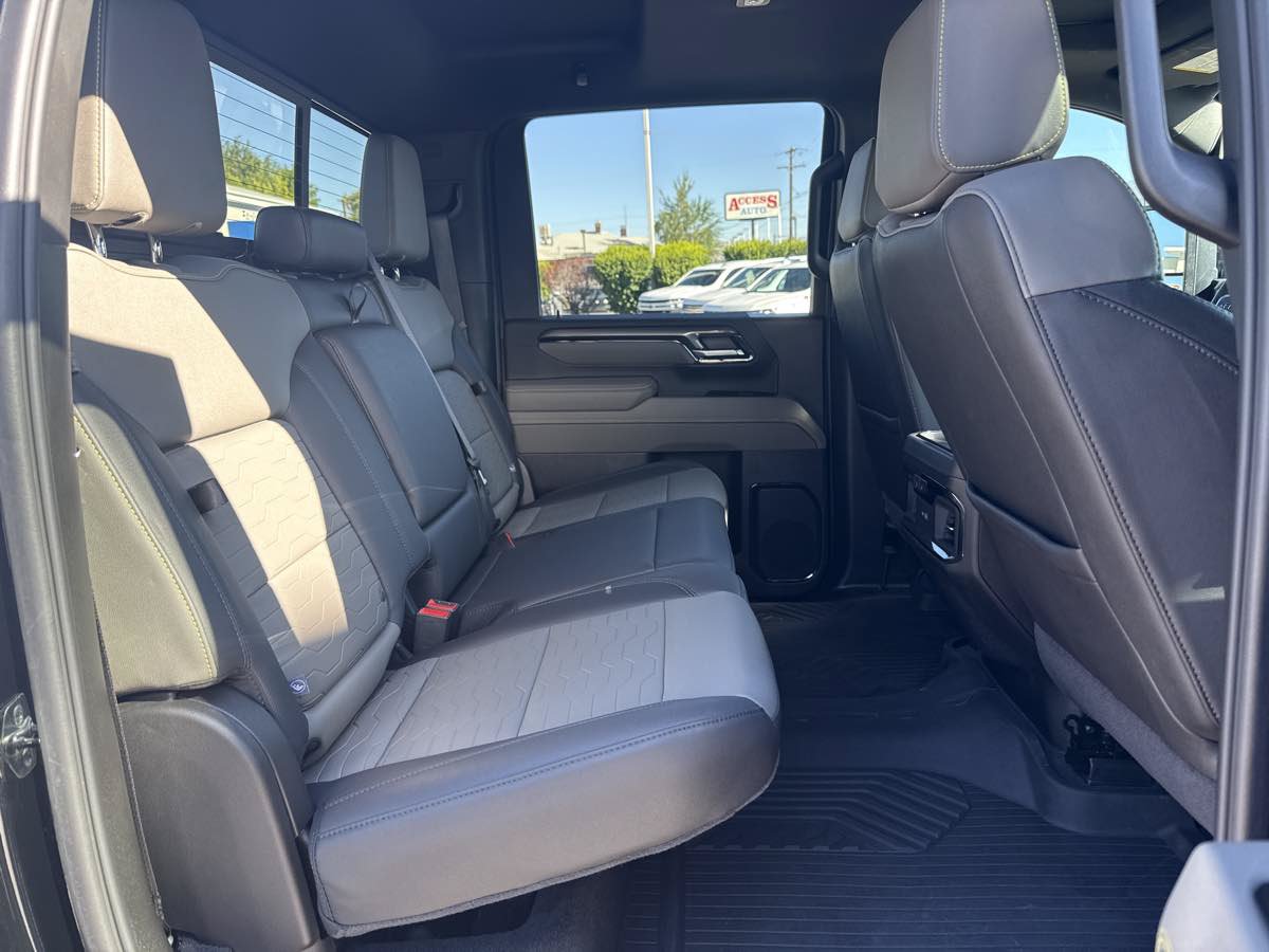Used 2025 Chevrolet Silverado 2500 ZR2 w/ ZR2 Bison Edition AWD/4WD image 26