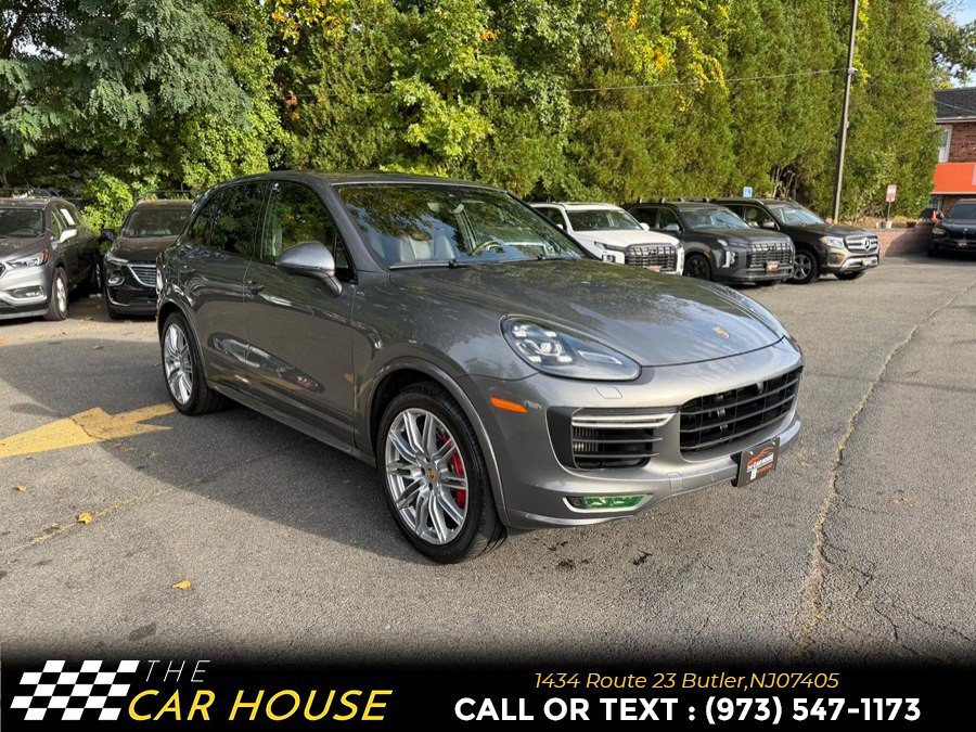 Used 2016 Porsche Cayenne GTS w/ Premium Package Plus AWD/4WD image 12
