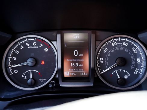 Certified 2020 Toyota Tacoma TRD Pro AWD/4WD image 41
