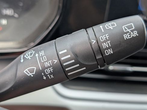 Certified 2025 Chevrolet Trax LS w/ LS Convenience Package image 25