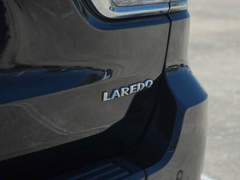 Used 2018 Jeep Grand Cherokee Laredo RWD image 8