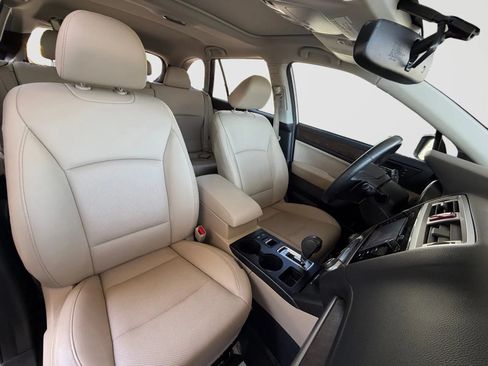 Used 2015 Subaru Outback 2.5i Limited AWD/4WD image 21