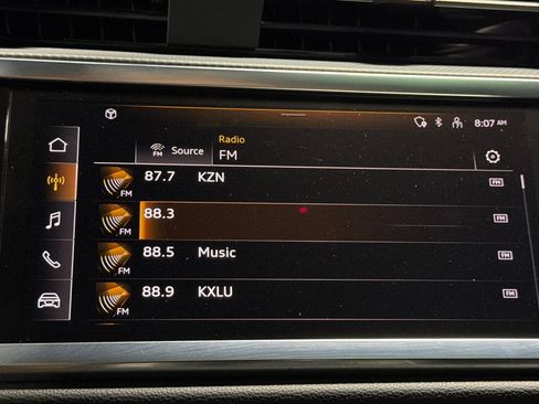 Used 2023 Audi Q3 2.0T Premium w/ Convenience Package image 17