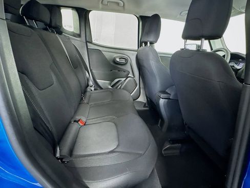 Used 2020 Jeep Renegade Sport image 26