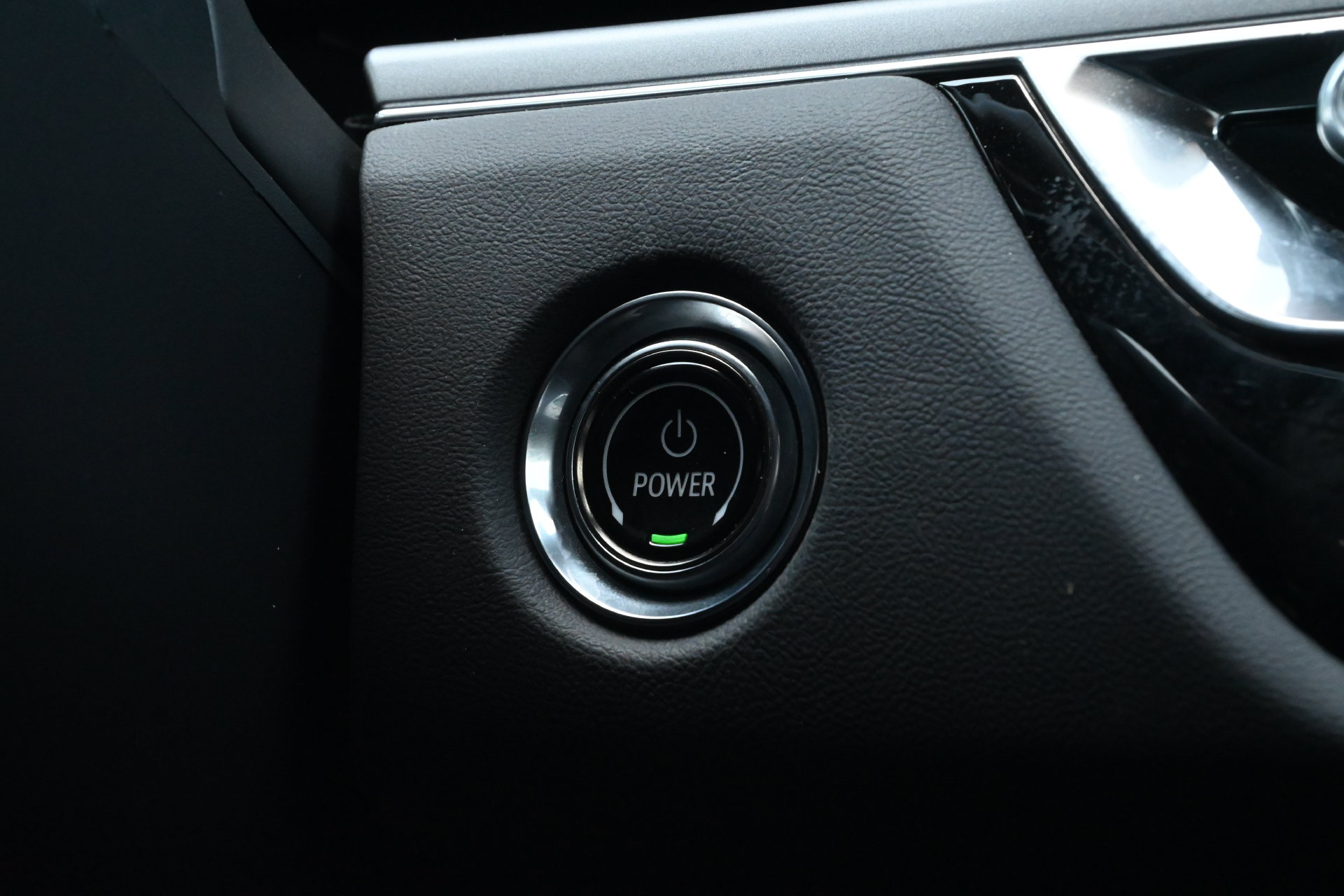 Used 2024 Cadillac Lyriq Tech RWD image 15