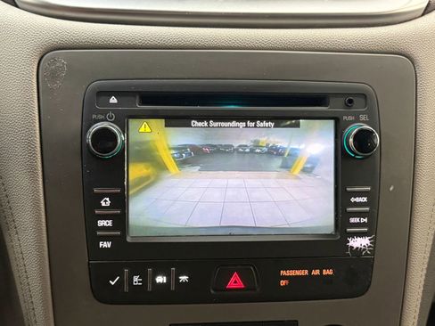 Used 2015 Chevrolet Traverse LS image 34