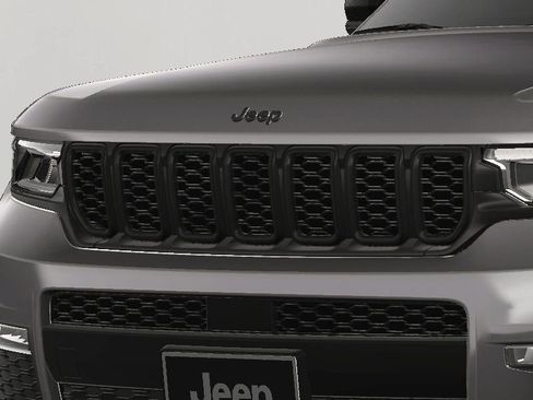 New 2025 Jeep Grand Cherokee L Limited w/ Black Appearance Package image 21
