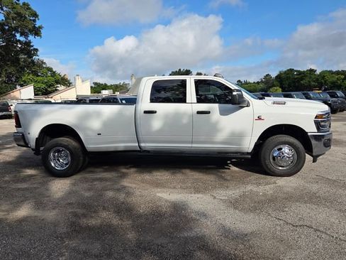 New 2026 RAM 3500 Tradesman AWD/4WD image 10