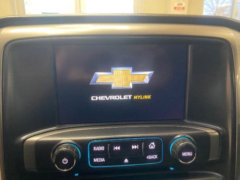 Used 2018 Chevrolet Silverado 1500 LT w/ Texas Edition image 31