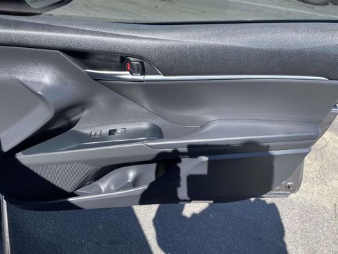 Used 2019 Toyota Camry SE image 44