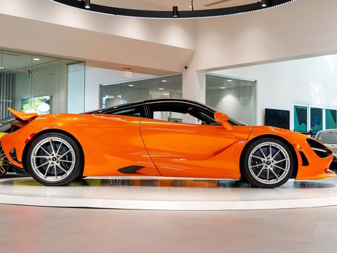 New 2026 McLaren 750S image 9