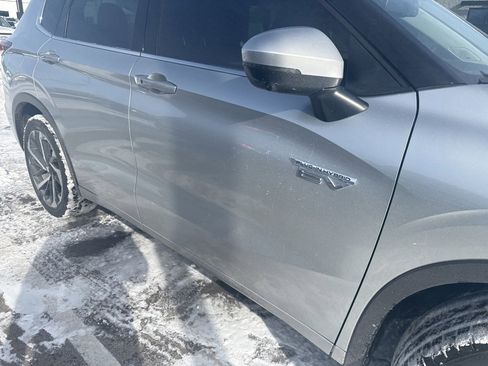 Used 2023 Mitsubishi Outlander SEL image 5