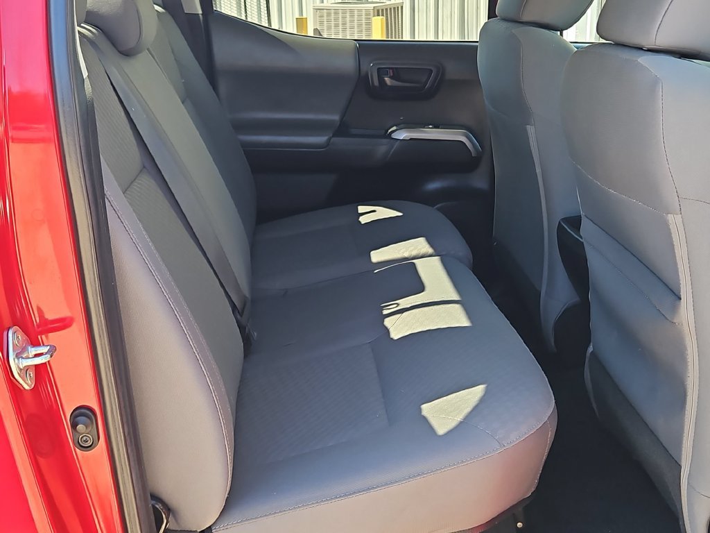 Used 2022 Toyota Tacoma SR5 RWD image 24