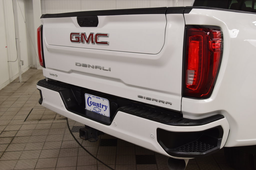 Used 2023 GMC Sierra 3500 Denali AWD/4WD image 17