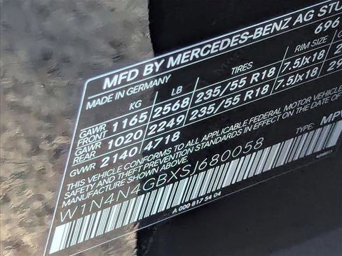 Certified 2025 Mercedes-Benz GLA 250 image 24