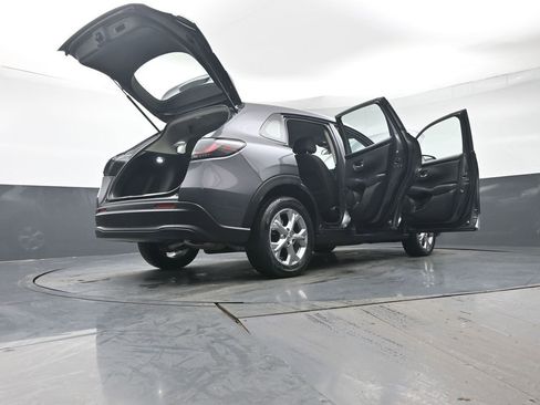 Used 2023 Honda HR-V LX image 42