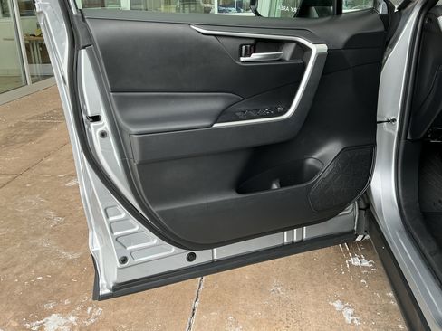 Certified 2023 Toyota RAV4 XLE image 14