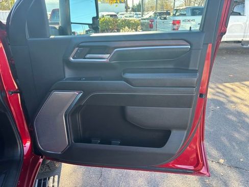 Certified 2024 GMC Sierra 2500 Denali w/ Denali Reserve Package image 36