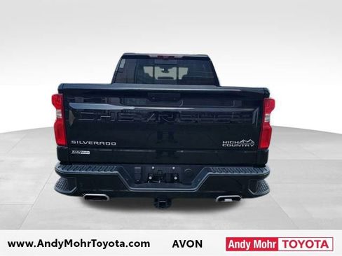 Used 2022 Chevrolet Silverado 1500 High Country w/ Technology Package image 5