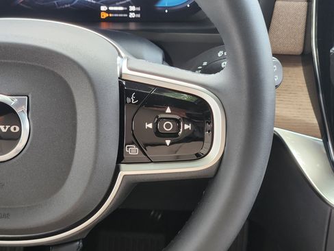 New 2025 Volvo XC90 T8 Plus w/ Protection Package Premier image 30