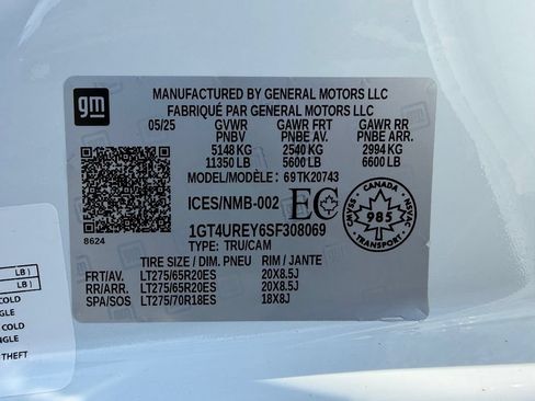 Used 2025 GMC Sierra 2500 Denali AWD/4WD image 29