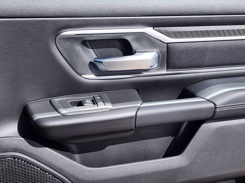 New 2026 RAM 1500 Big Horn AWD/4WD image 13