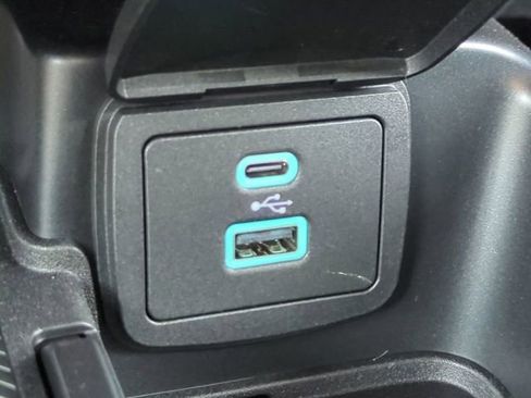 New 2025 Ford Bronco Badlands image 21