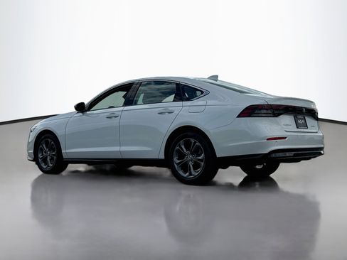 Used 2023 Honda Accord EX-L image 5
