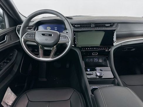 New 2026 Jeep Grand Cherokee L Limited AWD/4WD image 31