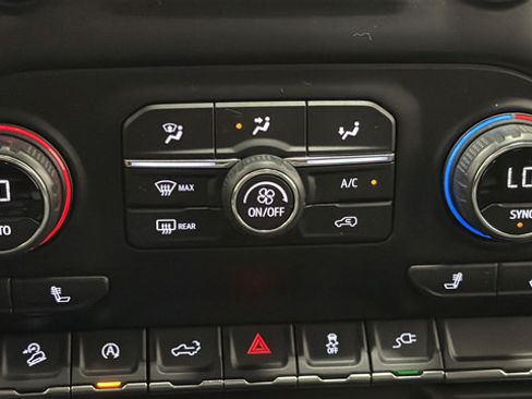 Used 2020 Chevrolet Silverado 1500 LT w/ All-Star Edition AWD/4WD image 18