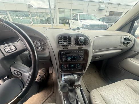 Used 2005 Buick Rainier CXL AWD/4WD image 14