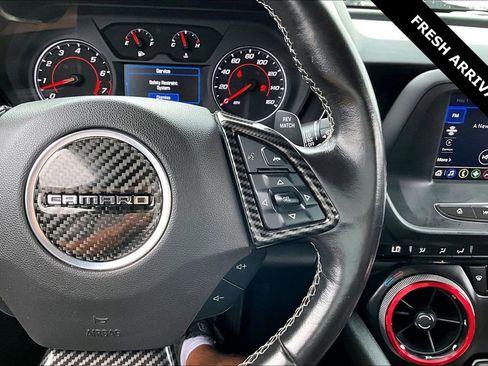 Used 2022 Chevrolet Camaro LT RWD image 11