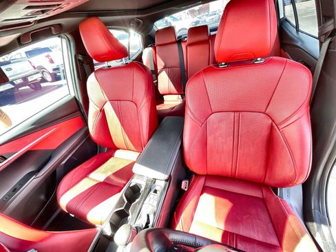 Used 2025 Toyota Camry XSE FWD image 13