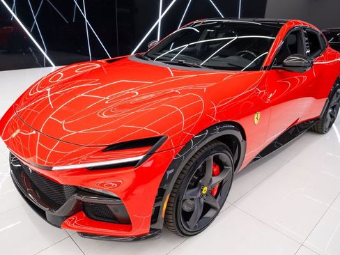 Used 2023 Ferrari Purosangue image 8