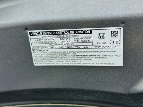 Used 2025 Honda HR-V LX image 19