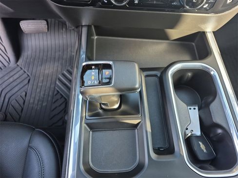 Used 2022 Chevrolet Silverado 1500 LTZ image 26