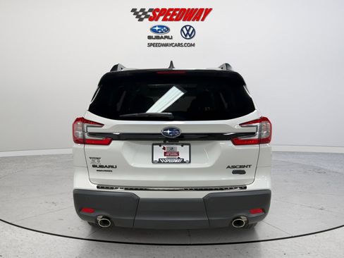 Used 2025 Subaru Ascent Bronze Edition image 6
