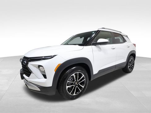 Used 2025 Chevrolet TrailBlazer LT image 8