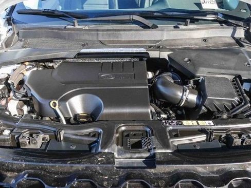 Certified 2024 Land Rover Discovery Sport S image 25