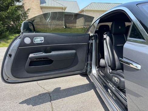 Used 2016 Rolls-Royce Wraith image 16