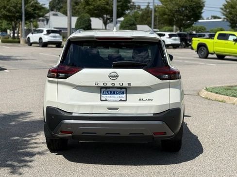 Certified 2023 Nissan Rogue SL w/ SL Premium Package AWD/4WD image 6