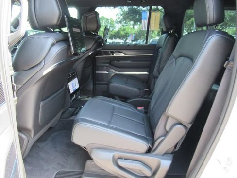 New 2026 Jeep Grand Wagoneer Summit w/ Rear Seat Video Group I AWD/4WD image 38