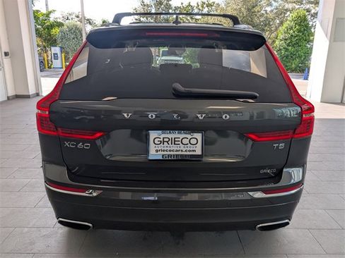 Used 2021 Volvo XC60 T5 Inscription image 13
