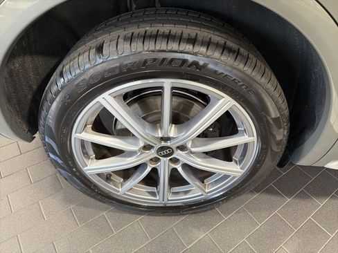 Used 2023 Audi SQ5 Prestige w/ Prestige Package image 40