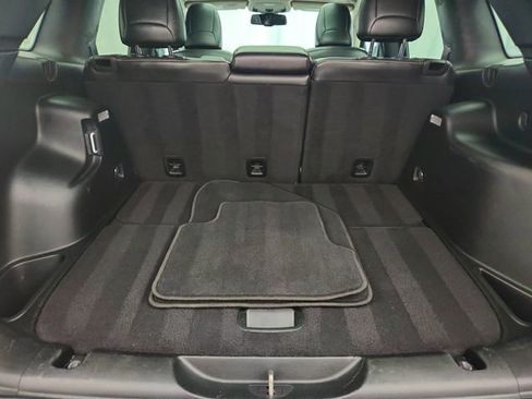 Used 2018 Jeep Cherokee Limited image 32