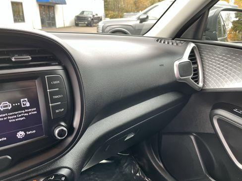 Used 2023 Kia Soul LX w/ Option Group 015 image 22